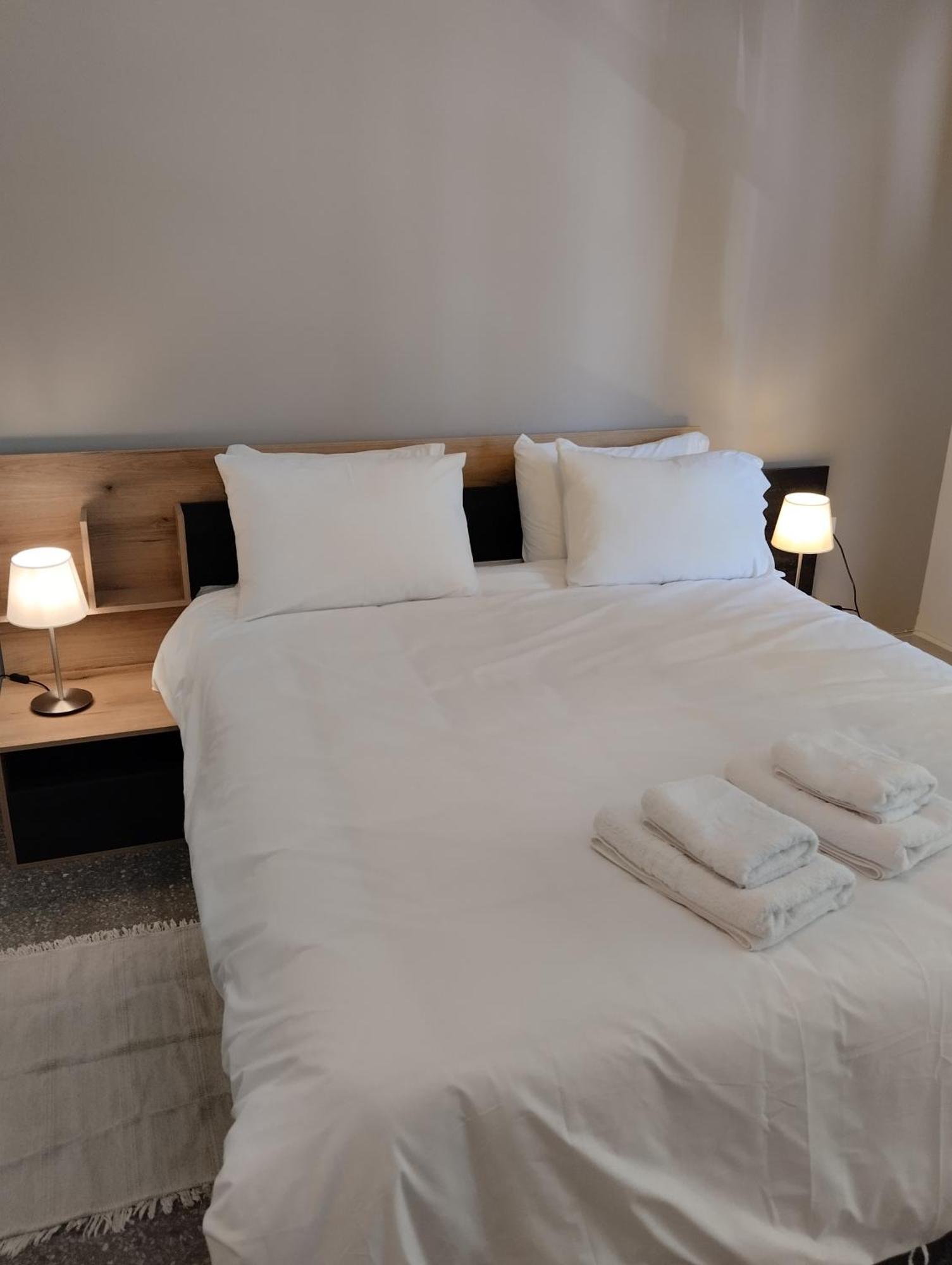 Pansea 13 Exclusive Suites Tesalonika Bagian luar foto